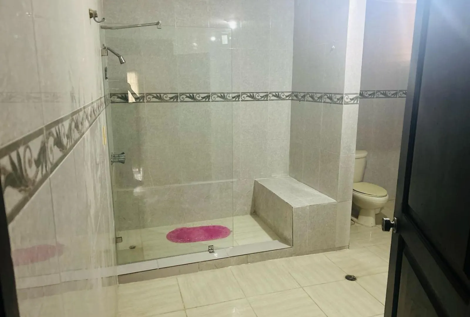 Villa Luz Bani 0*,